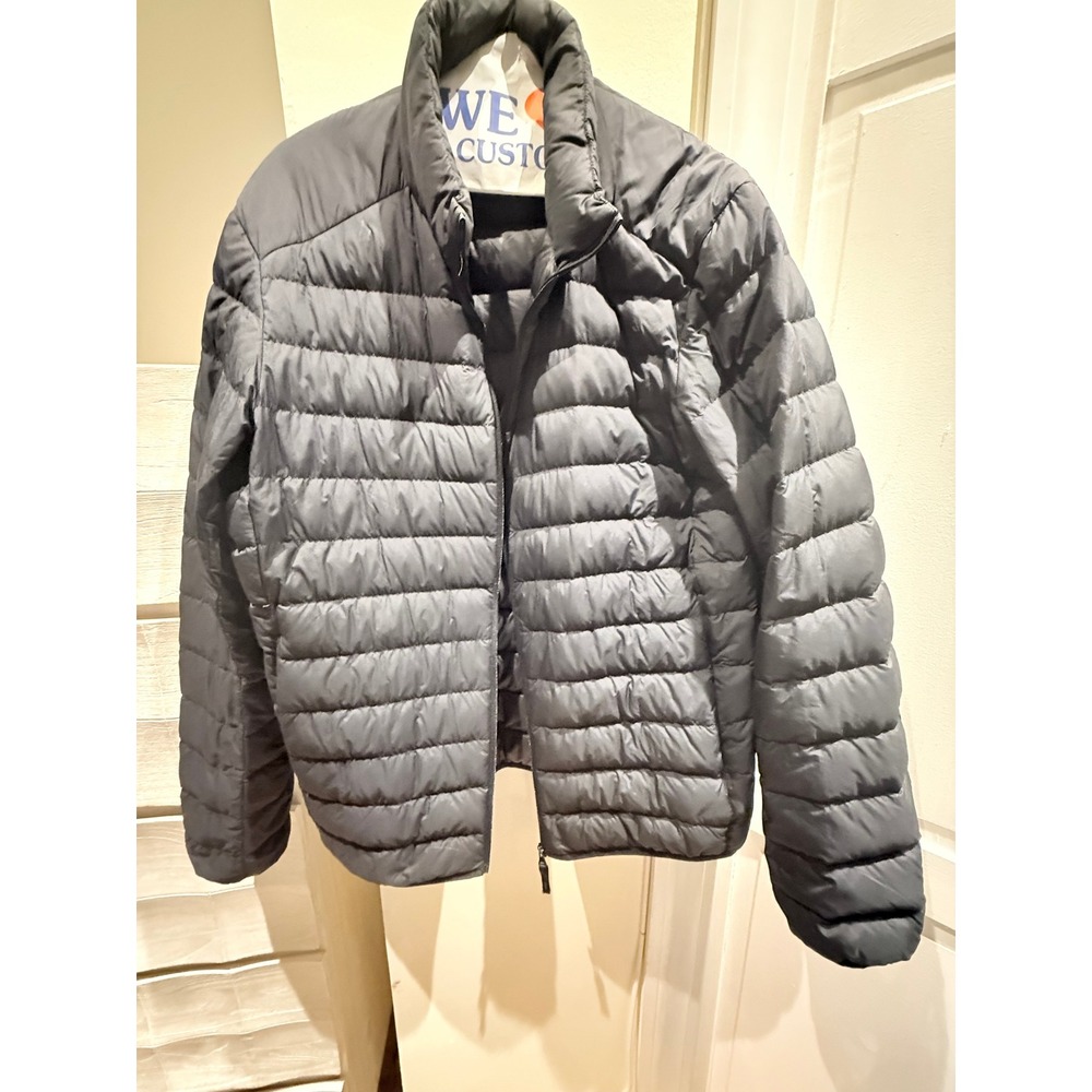 Uniqlo Ultra Light Down Jacket Mens Medium Black Quilted Puffer Full Zip Coat - Picture 4 of 6
